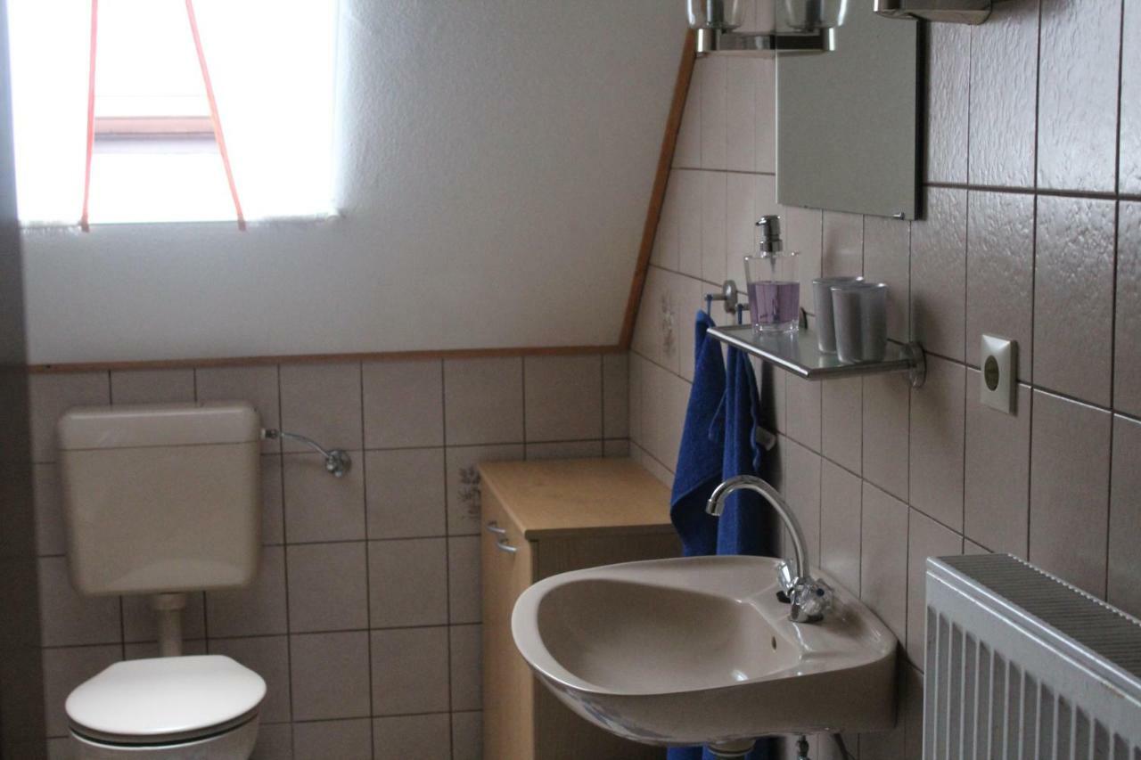 אסנס Haus Im Wiesengrund מראה חיצוני תמונה